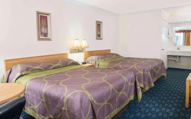 photo 2 of Super 8 By Wyndham Auburn