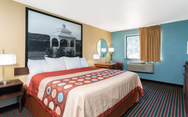 photo 3 of Super 8 by Wyndham Bath Hammondsport Area