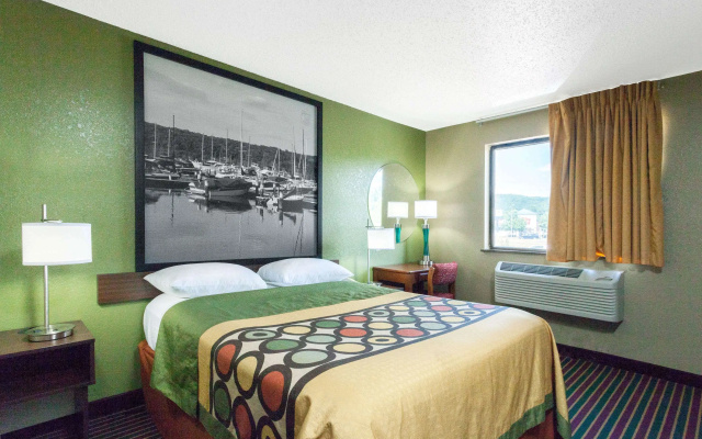 photo 4 of Super 8 by Wyndham Bath Hammondsport Area