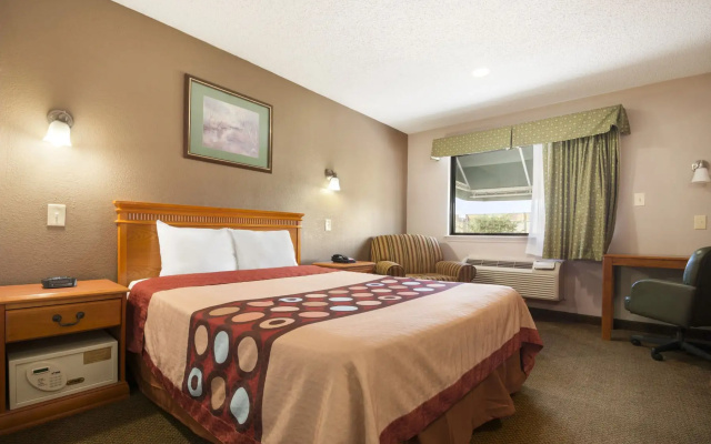 photo 3 of Staywell Suites
