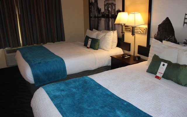 photo 3 of Super 8 By Wyndham Berkeley