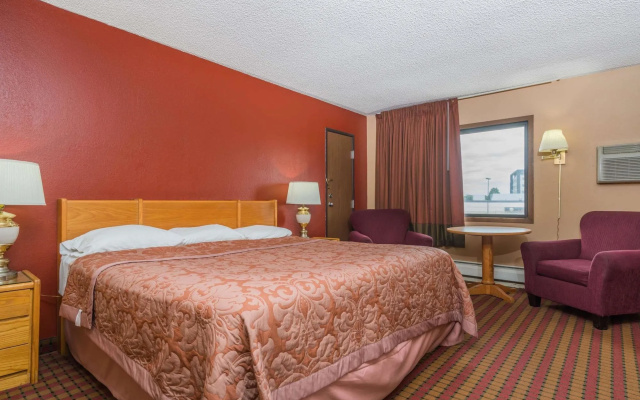 photo 3 of Super 8 By Wyndham Brooklyn Center/Mpls