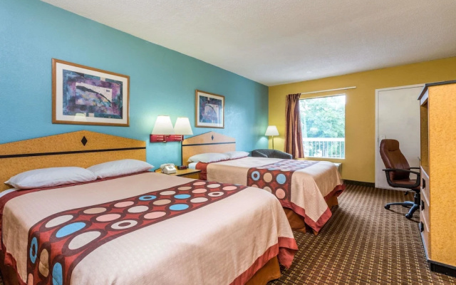photo 2 of Super 8 by Wyndham Atlanta Northeast GA