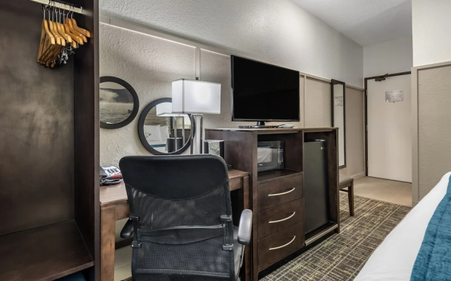 photo 5 of The Freeport Hotel, Ascend Hotel Collection
