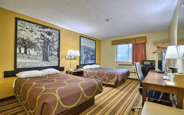 photo 4 of Super 8 by Wyndham Latham/Albany Airport