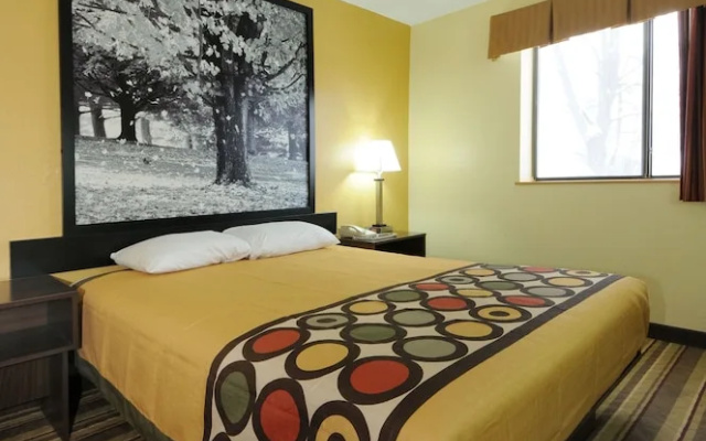 photo 5 of Super 8 by Wyndham Latham/Albany Airport