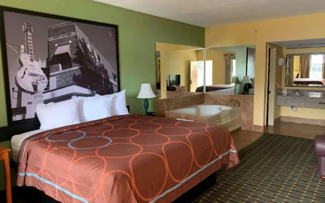 photo 5 of Super 8 by Wyndham Nashville Near Downtown / I-40