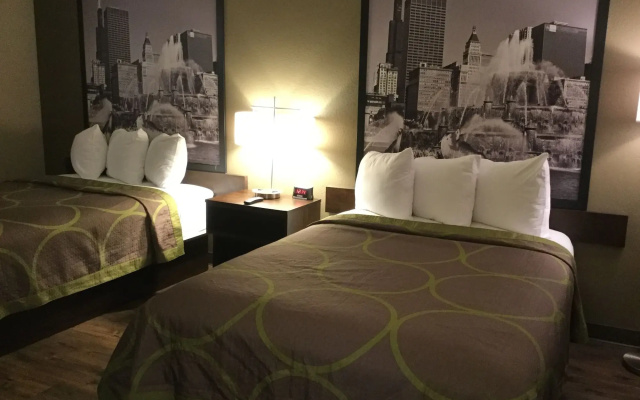 photo 3 of Super 8 by Wyndham South Holland