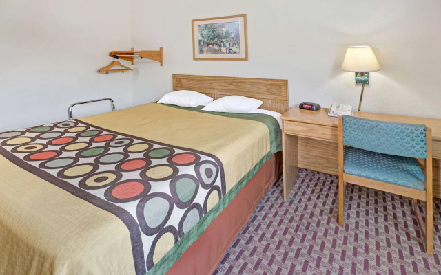 photo 2 of Super 8 by Wyndham Canonsburg/Pittsburgh Area