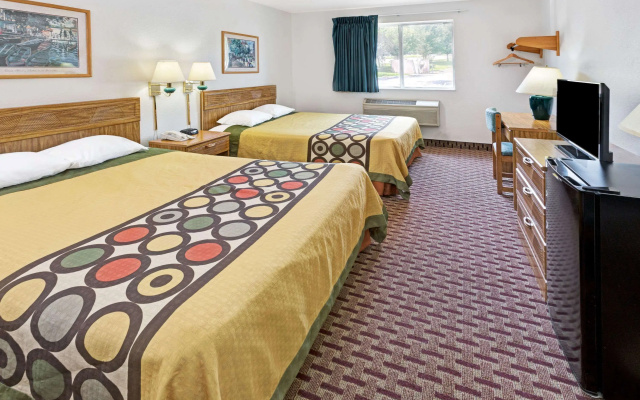 photo 3 of Super 8 by Wyndham Canonsburg/Pittsburgh Area