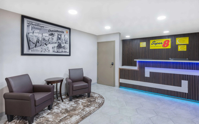 photo 2 of Super 8 by Wyndham Charlottesville