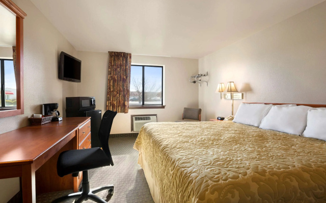 photo 4 of Super 8 by Wyndham Coeur d'Alene