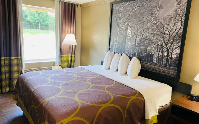 photo 2 of Super 8 by Wyndham Danville
