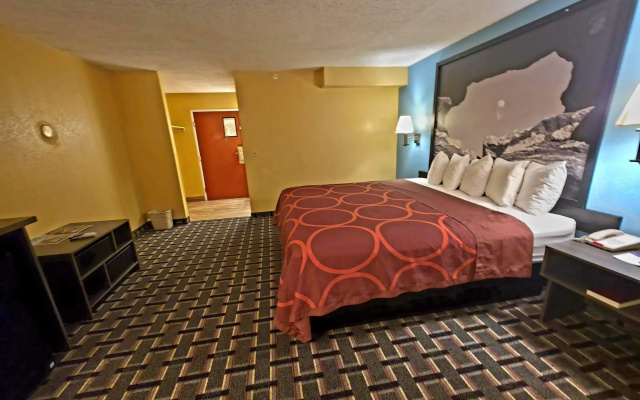 photo 4 of Super 8 by Wyndham Henderson North East Denver