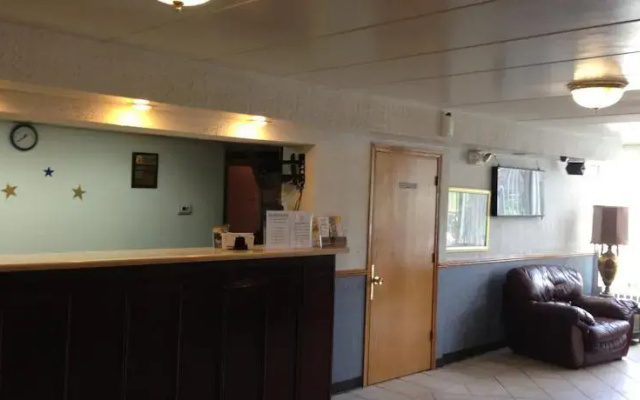 photo 2 of Super 8 Motel East Hazel Crest