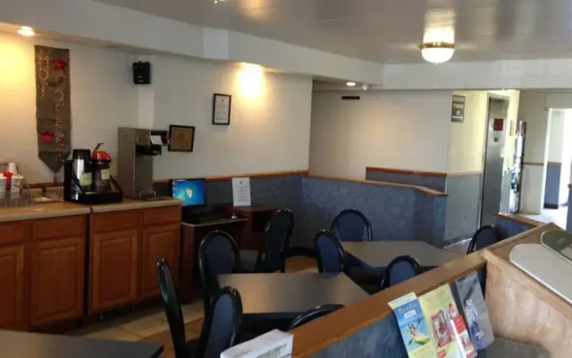photo 5 of Super 8 Motel East Hazel Crest