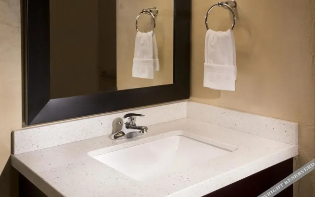 photo 5 of Red Lion Inn & Suites Federal Way