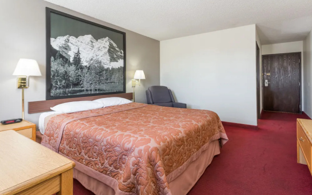 photo 5 of Super 8 By Wyndham Grand Junction Colorado