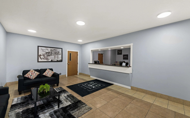 photo 2 of Red Lion Inn & Suites Gretna - Omaha SW