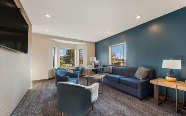 photo 3 of SureStay Plus Hotel by Best Western Highland Poughkeepsie