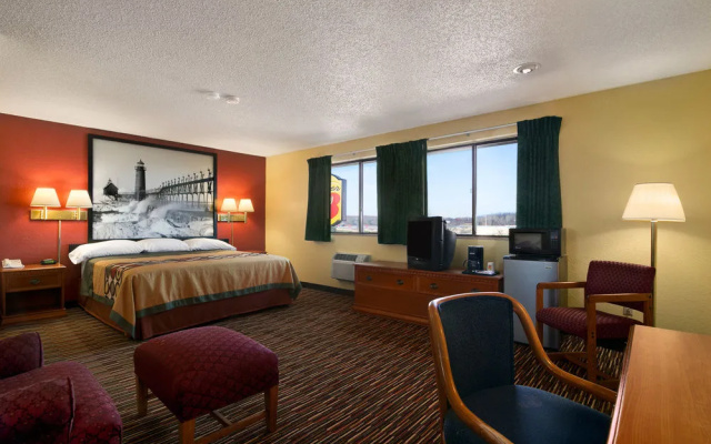 photo 2 of Super 8 Kalamazoo