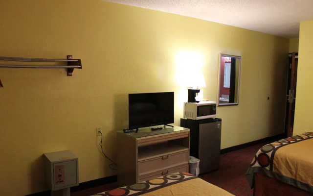 photo 5 of Super 8 Kalamazoo