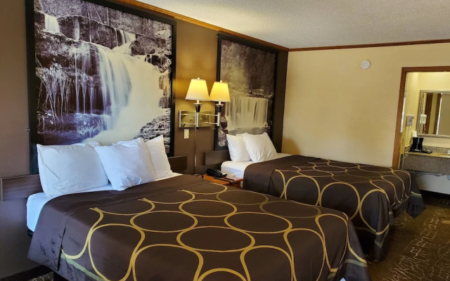 photo 3 of Super 8 Kansas City Airport