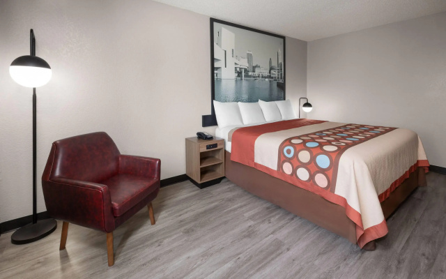 photo 4 of Super 8 by Wyndham Kent/Akron Area