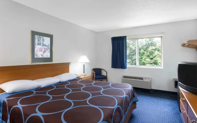 photo 4 of Super 8 Kingston