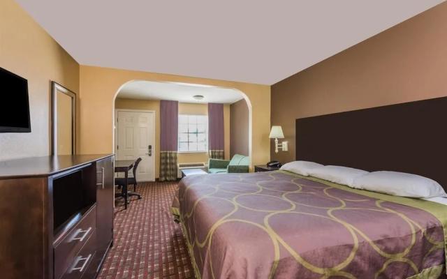 photo 5 of Super 8 Lake Charles Northeast