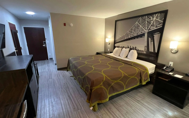 photo 4 of Super 8 by Wyndham Lake Charles/Sulphur