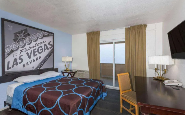photo 2 of Super 8 Las Vegas Strip Area