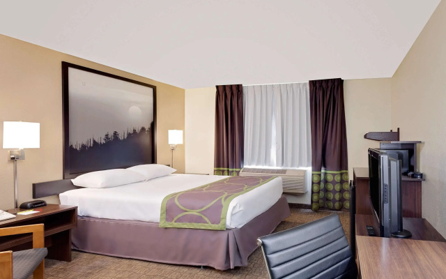 photo 2 of Super 8 by Wyndham Lebanon