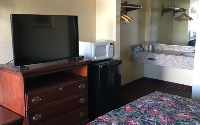 photo 2 of Travel Inn