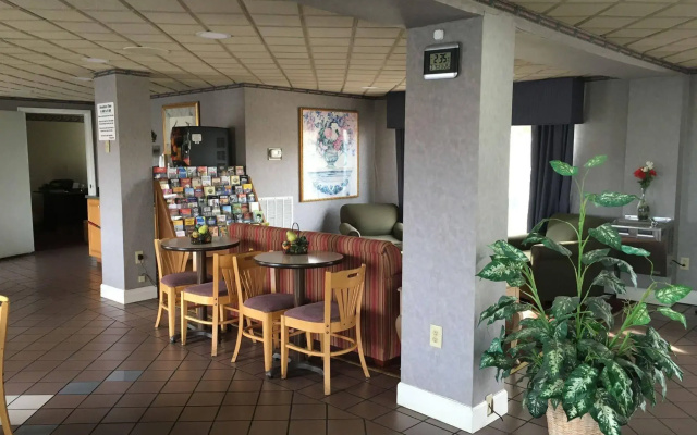 photo 3 of Travel Inn
