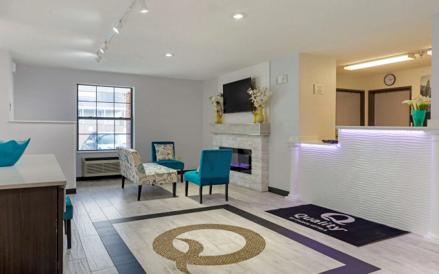photo 5 of Quality Inn Lee - Lenox South