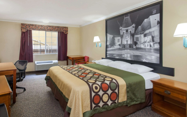 photo 3 of Super 8 by Wyndham Los Angeles Downtown