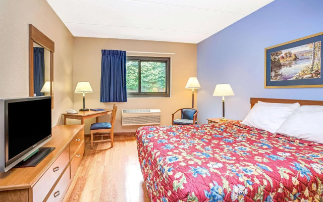 photo 5 of Super 8 by Wyndham Mahwah