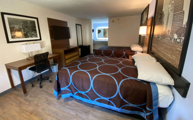 photo 4 of Super 8 by Wyndham Marietta/West/Atl Area
