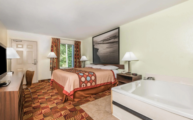 photo 4 of Super 8 by Wyndham Fayetteville