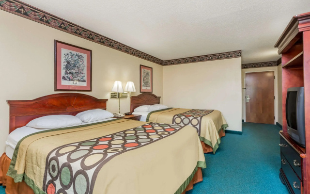 photo 3 of Super 8 by Wyndham Piedmont Greenville Area