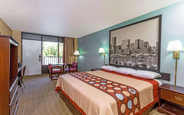 photo 2 of Super 8 by Wyndham Jessup/Baltimore Area