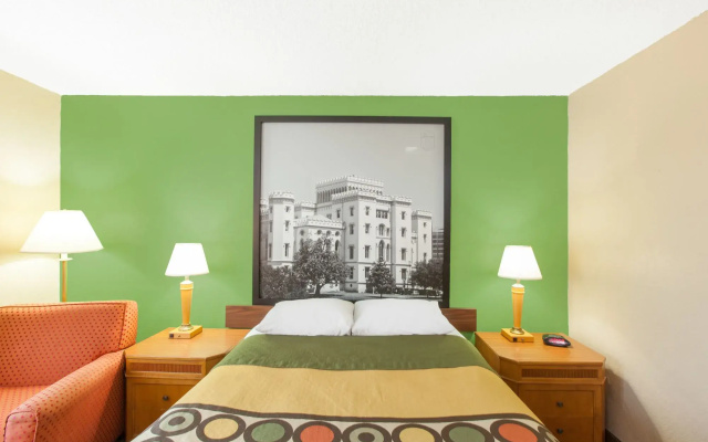 photo 4 of Americas Best Value Inn Lafayette