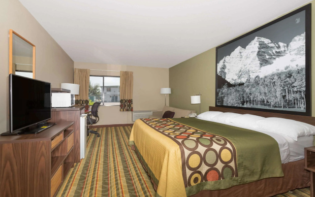 photo 3 of Super 8 by Wyndham Sterling CO