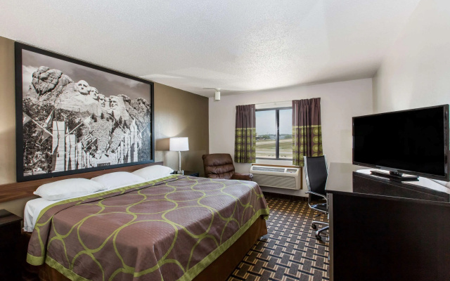 photo 5 of Super 8 by Wyndham Wayne