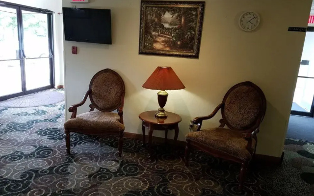 photo 3 of Super 8 Motel -Auburn