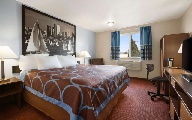 photo 5 of Super 8 by Wyndham Bellingham Airport/Ferndale