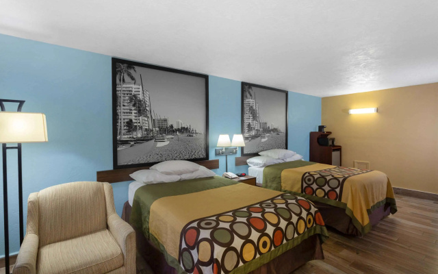 photo 5 of Super 8 by Wyndham Bradenton Sarasota Area