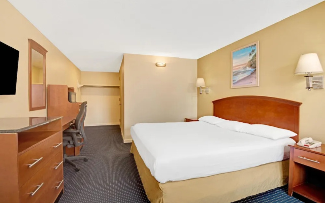 photo 5 of Super 8 Motel - Milford/New Haven