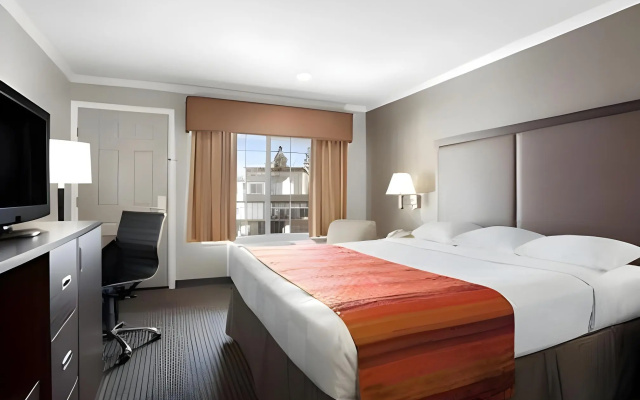 photo 2 of Signature Inn Mountain View
